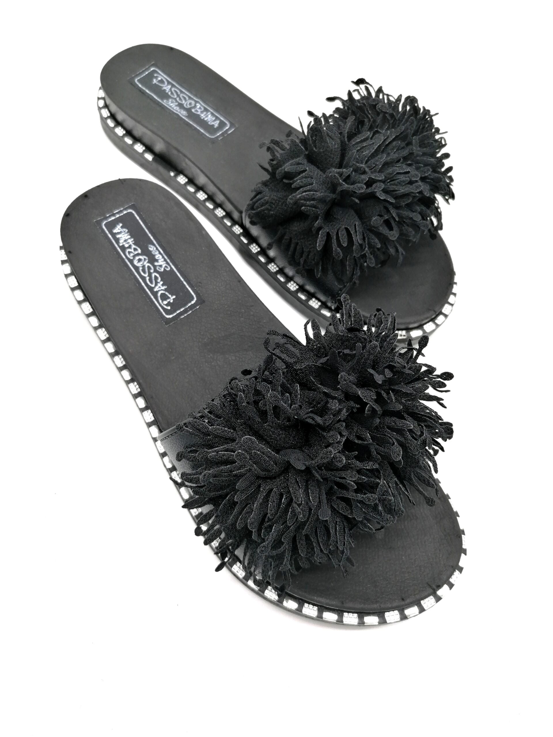 Slippers black with flower and truz