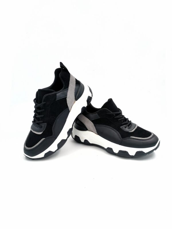 Sneaker grey & black