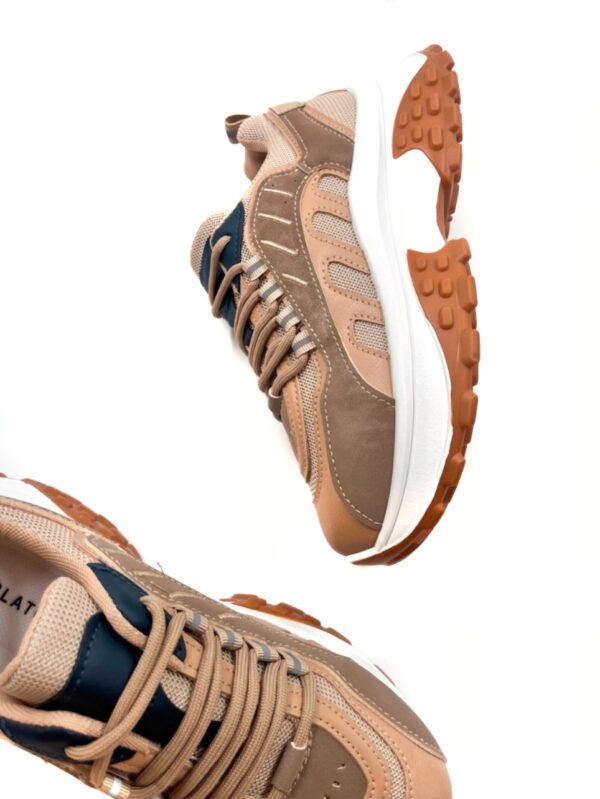 Sneakers με Chunky Σόλα CAMEL