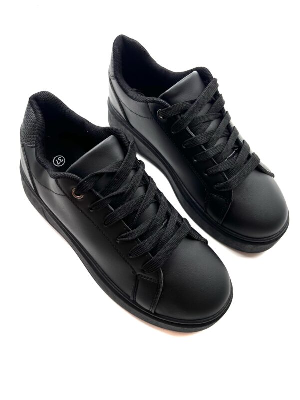 Sneakers Δίσολα Basic Black